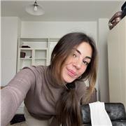 Laureata in lettere con pieni voti e distinzione di lode offre lezioni private di latino